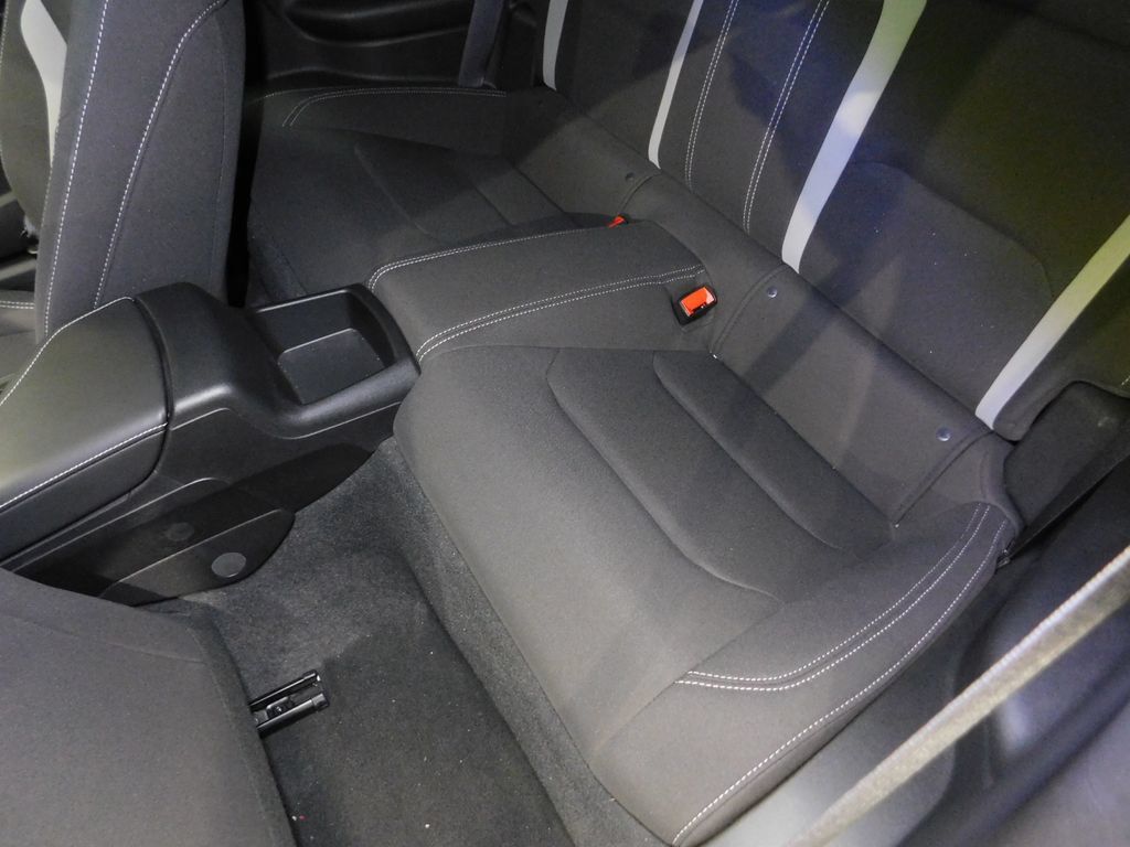 Used 2018 Chevrolet Camaro SS RWD image 38