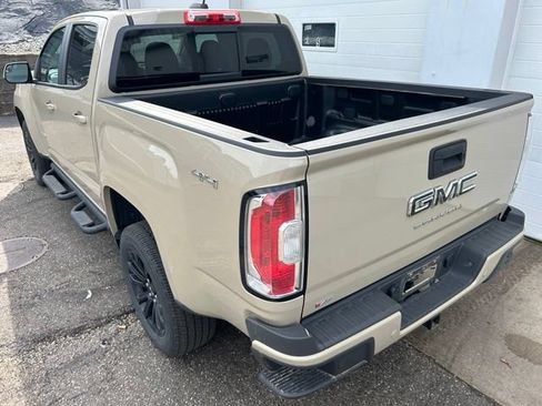 Used 2022 GMC Canyon Elevation w/ Driver Alert Package AWD/4WD image 4