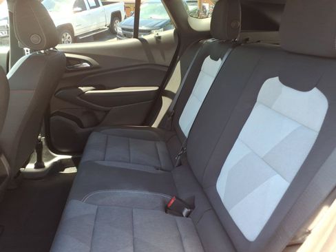 Certified 2025 Chevrolet Trax RS w/ Driver Confidence Package FWD image 13