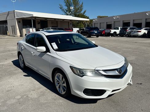 Used 2017 Acura ILX w/ Premium Package image 1