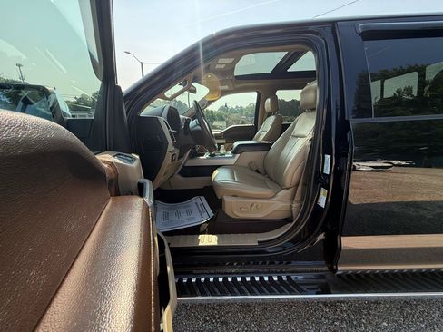 Used 2020 Ford F150 Lariat AWD/4WD image 19