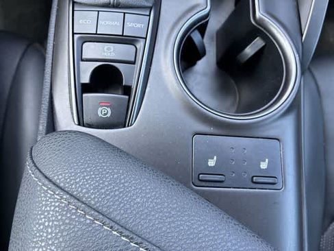 Used 2023 Toyota Camry XSE FWD image 39