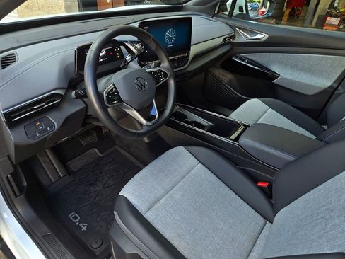 Certified 2023 Volkswagen ID.4 Pro image 9