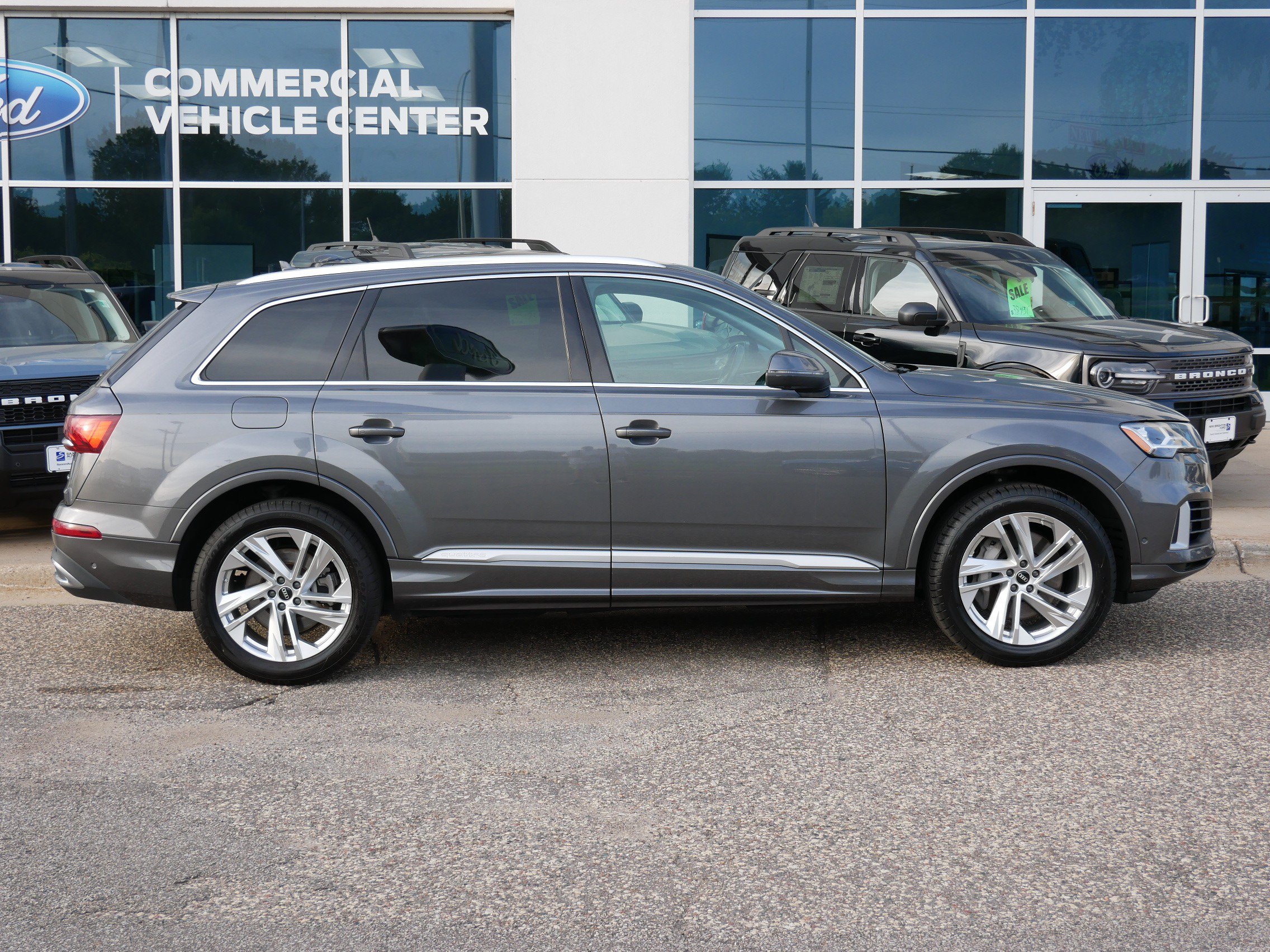 Used 2022 Audi Q7 3.0T Premium Plus AWD/4WD image 2