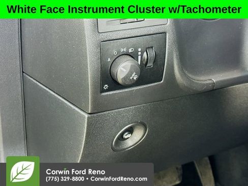 Used 2009 Dodge Challenger SRT8 image 10