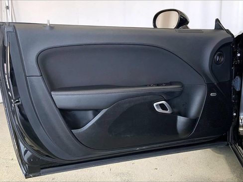 Used 2023 Dodge Challenger SXT RWD image 24