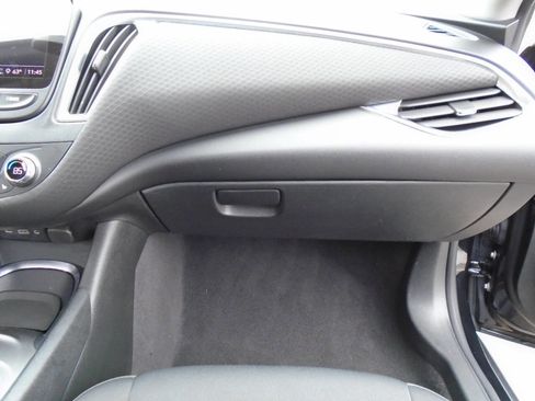 Used 2021 Chevrolet Malibu LT w/ Midnight Edition image 17