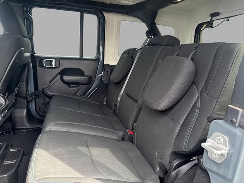 Used 2025 Jeep Wrangler Unlimited Rubicon 4xe w/ Safety Group AWD/4WD image 24