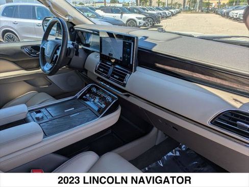 Certified 2023 Lincoln Navigator Reserve RWD image 26