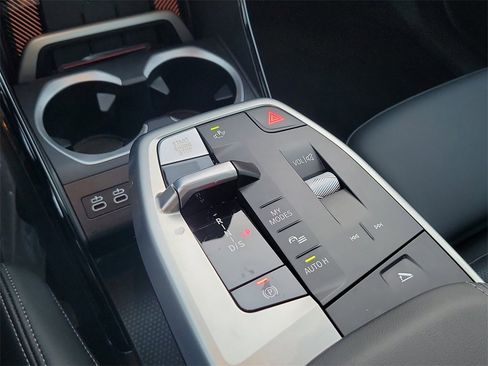 Used 2025 BMW X2 M35i image 25