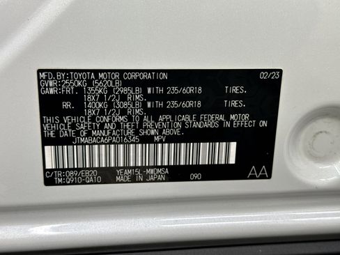 Used 2023 Toyota bZ4X XLE image 34