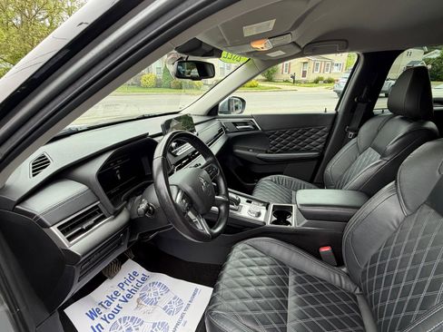 Used 2022 Mitsubishi Outlander SEL AWD/4WD image 22
