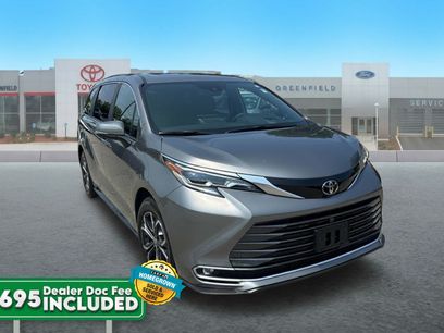Used 2026 Toyota Sienna Platinum