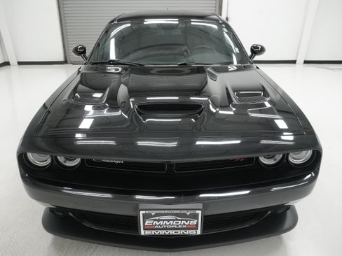 Used 2021 Dodge Challenger R/T Scat Pack RWD image 2