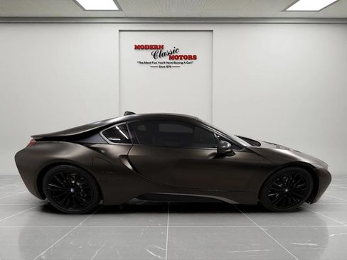 Used 2019 BMW i8 Coupe AWD/4WD image 10