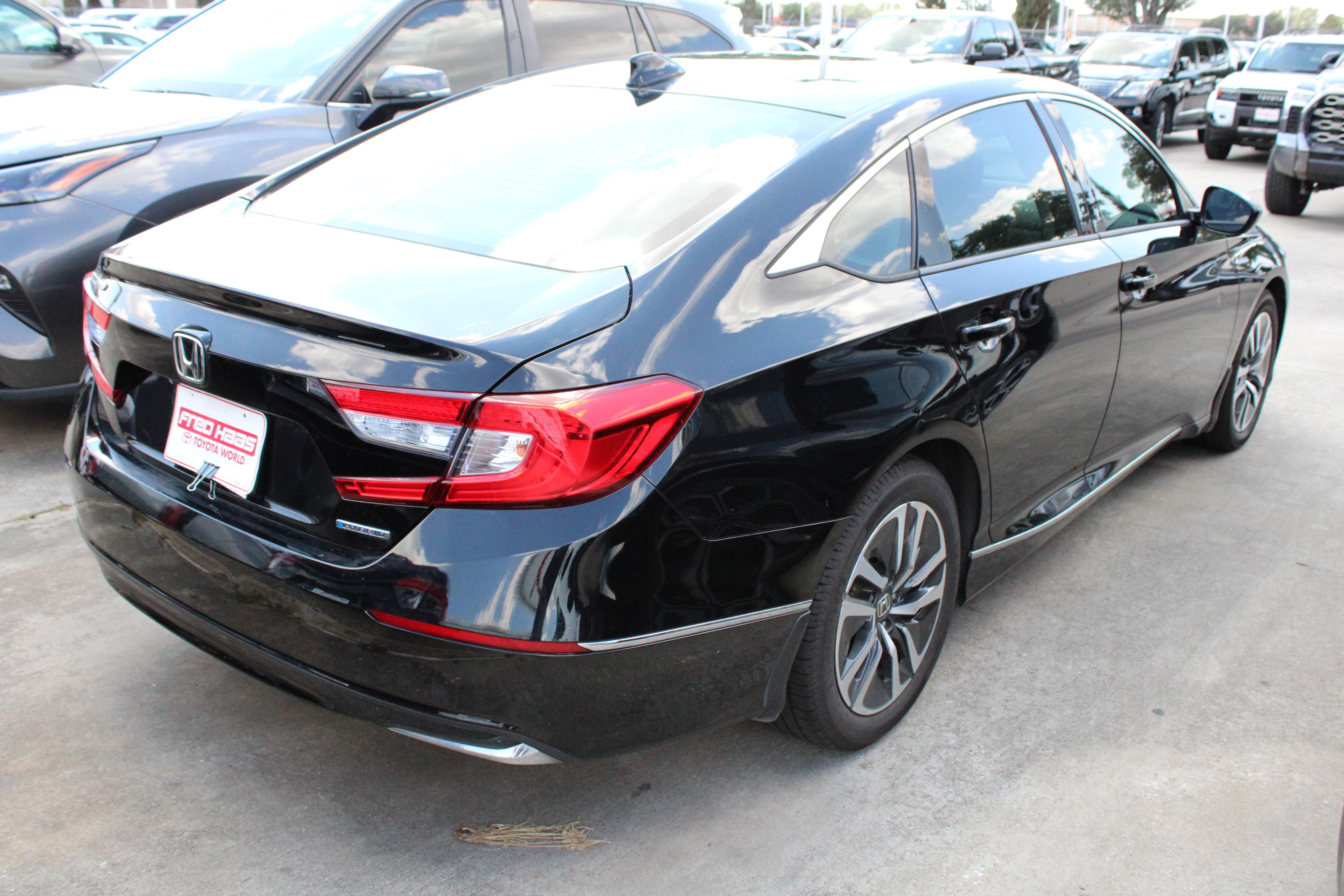 Used 2020 Honda Accord EX image 10