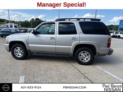 Used 2006 Chevrolet Tahoe Z71 w/ Z71 Preferred Equipment Group RWD image 6