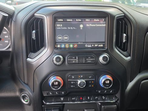 Used 2022 GMC Sierra 2500 AT4 w/ Gooseneck/5TH Wheel Package AWD/4WD image 13