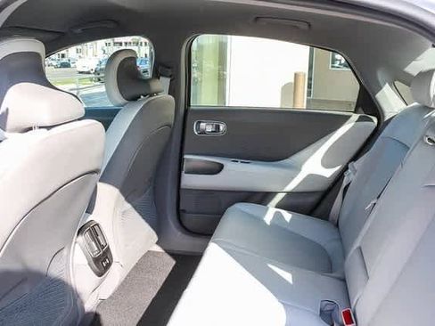 New 2025 Hyundai Ioniq 6 SEL image 24