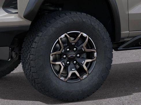 New 2026 Chevrolet Colorado ZR2 w/ Technology Package image 14