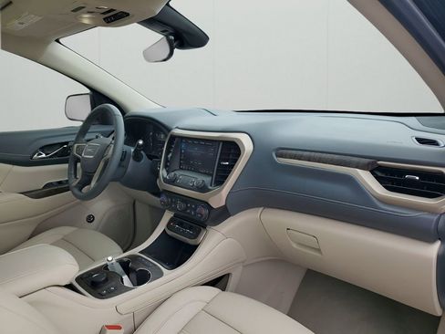 Used 2023 GMC Acadia Denali w/ Denali Technology Package image 14