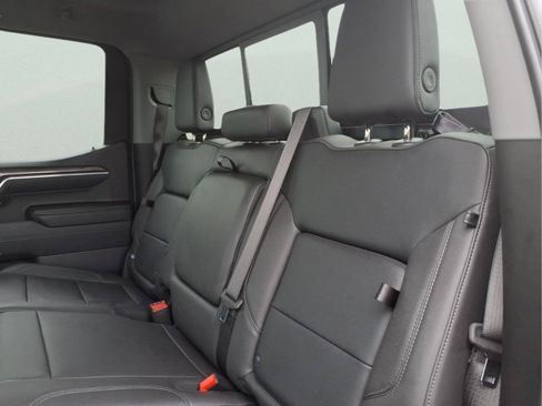 Used 2025 Chevrolet Silverado 1500 LTZ AWD/4WD image 14
