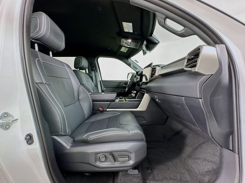 Certified 2026 Toyota Tundra Limited AWD/4WD image 28