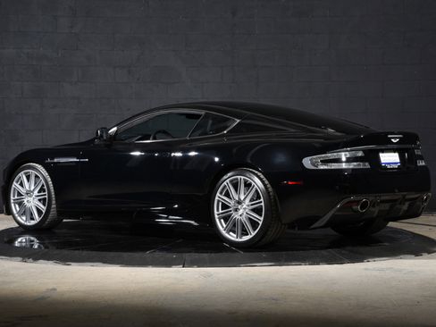 Used 2009 Aston Martin DBS Coupe RWD image 21