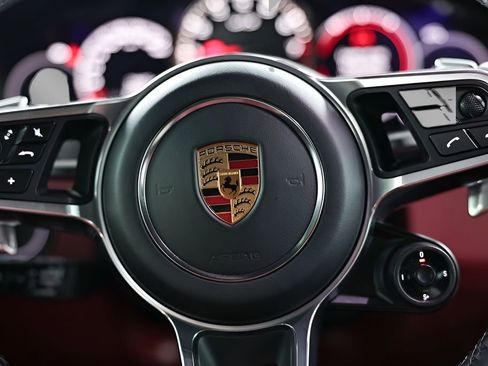 Used 2022 Porsche Cayenne GTS image 42