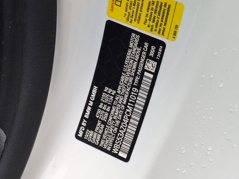 Used 2023 BMW M4 Coupe RWD image 32