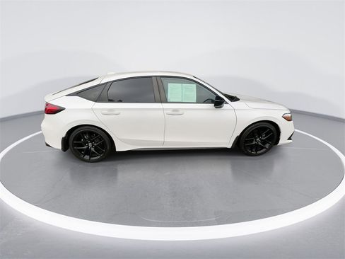 Used 2023 Honda Civic Sport image 14