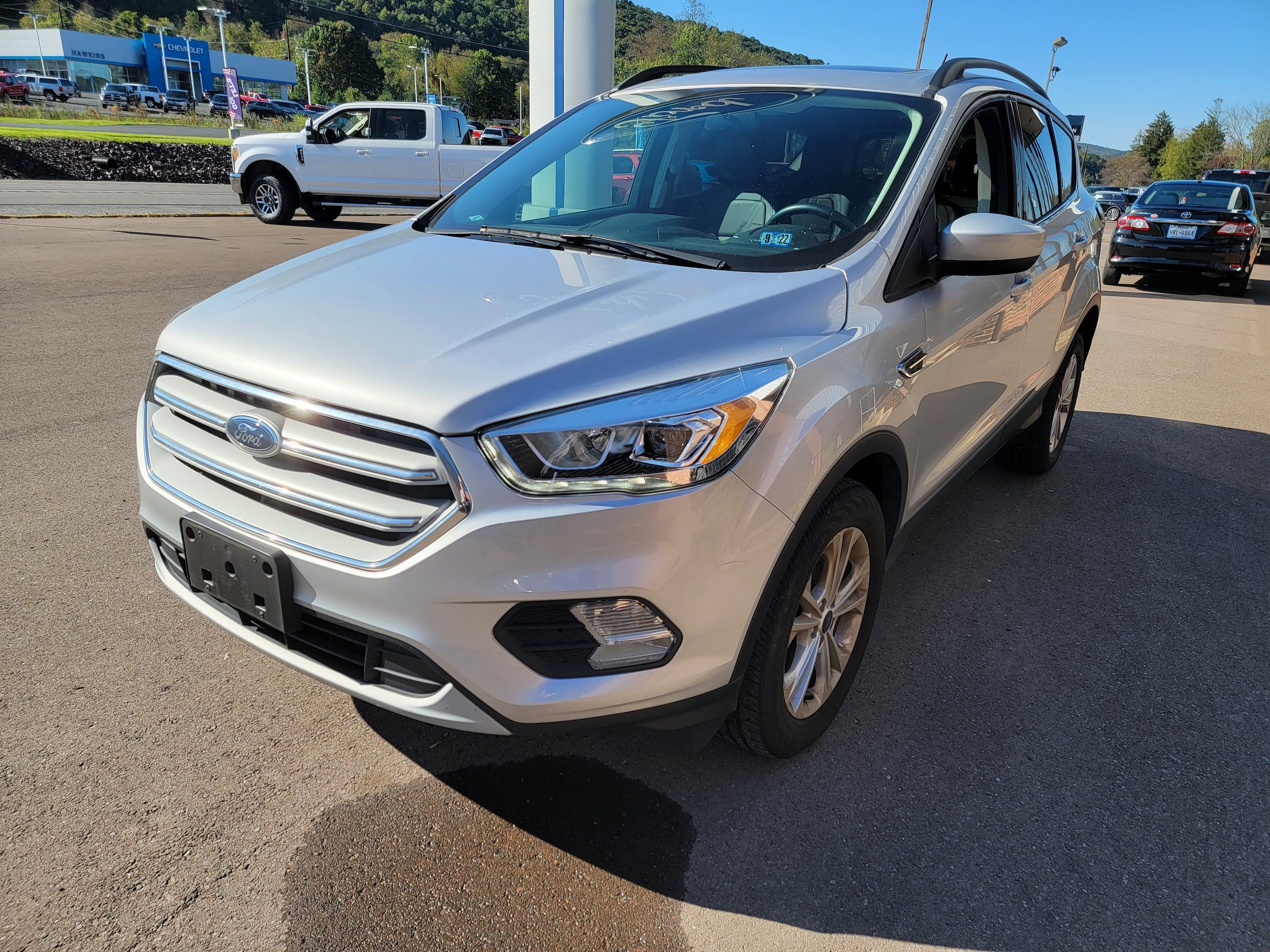 Used 2018 Ford Escape SEL AWD/4WD image 3