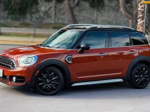 Used 2017 MINI Cooper Countryman S FWD image 7