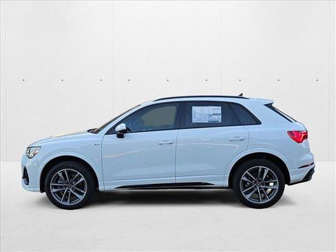 New 2025 Audi Q3 2.0T Premium w/ Convenience Package image 9