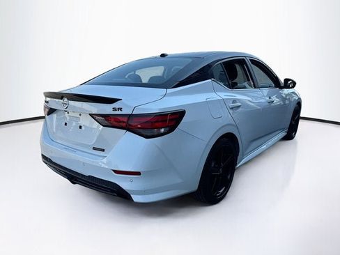 Certified 2023 Nissan Sentra SR w/ Midnight Edition Package FWD image 5