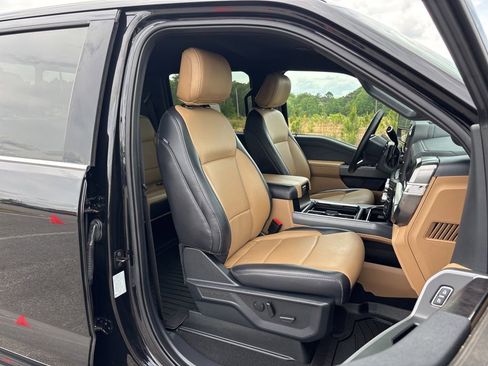 Used 2025 Ford F250 Lariat w/ Lariat Ultimate Package AWD/4WD image 60