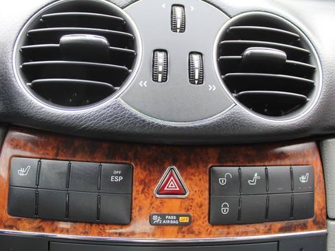 Used 2008 Mercedes-Benz CLK 350 Cabriolet image 13