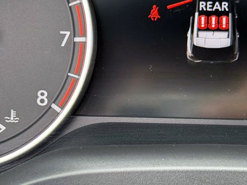 Used 2023 Nissan Rogue SV AWD/4WD image 26