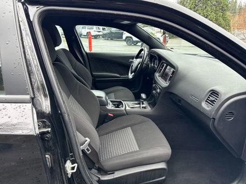 Used 2023 Dodge Charger SXT image 11