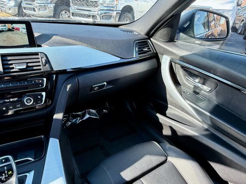 Used 2017 BMW 330i xDrive Sedan image 25