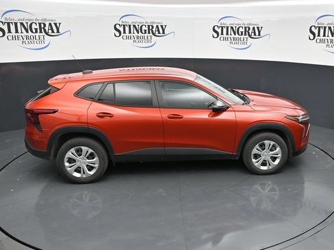 Certified 2024 Chevrolet Trax LS w/ Driver Confidence Package FWD image 25