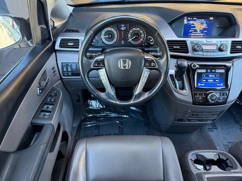 Used 2014 Honda Odyssey Touring Elite image 34