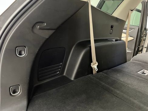 Used 2018 Buick Enclave Premium image 37