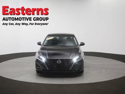 Used 2025 Nissan Altima 2.5 SV FWD image 52