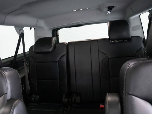 Used 2019 GMC Yukon XL SLT AWD/4WD image 17