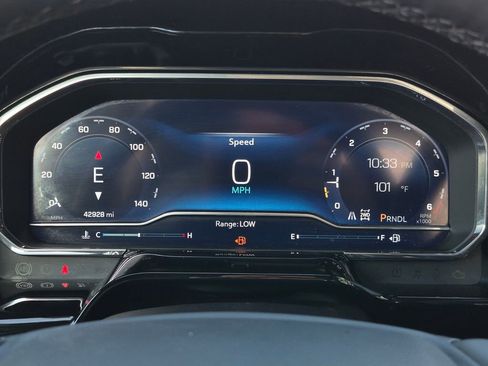 Used 2023 Chevrolet Silverado 1500 LT image 18