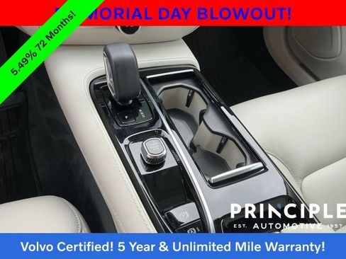 Certified 2024 Volvo S60 T8 Plus AWD/4WD image 19