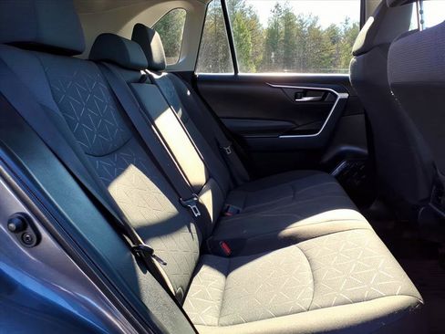 Used 2023 Toyota RAV4 XLE image 11