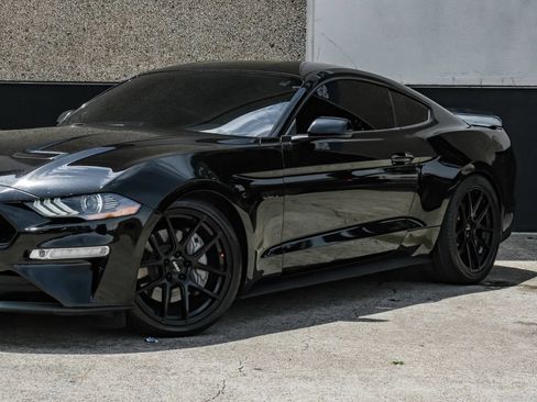 Used 2018 Ford Mustang GT RWD image 5