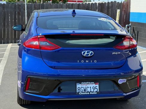 Used 2019 Hyundai Ioniq Limited FWD image 4